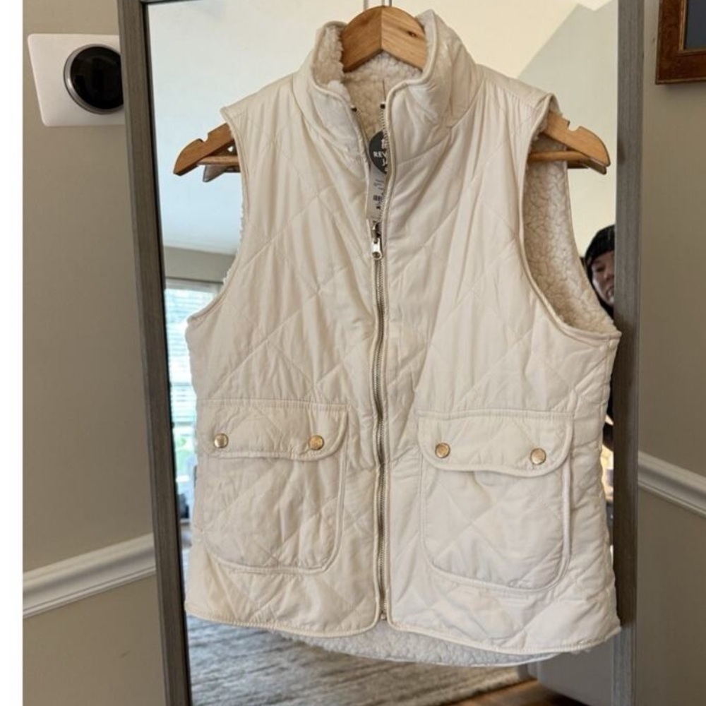 Francesca's Puffer Vest Women's Small Sleeveless Cream Ivory